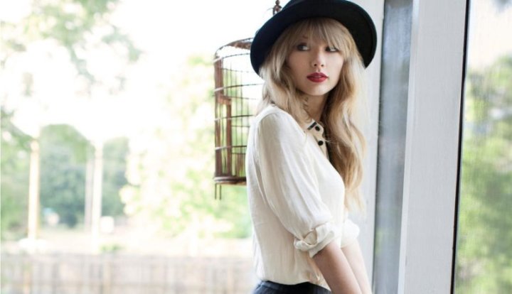10 Taylor Swift Breakup Songs That Capture Your Heartache Perfectly